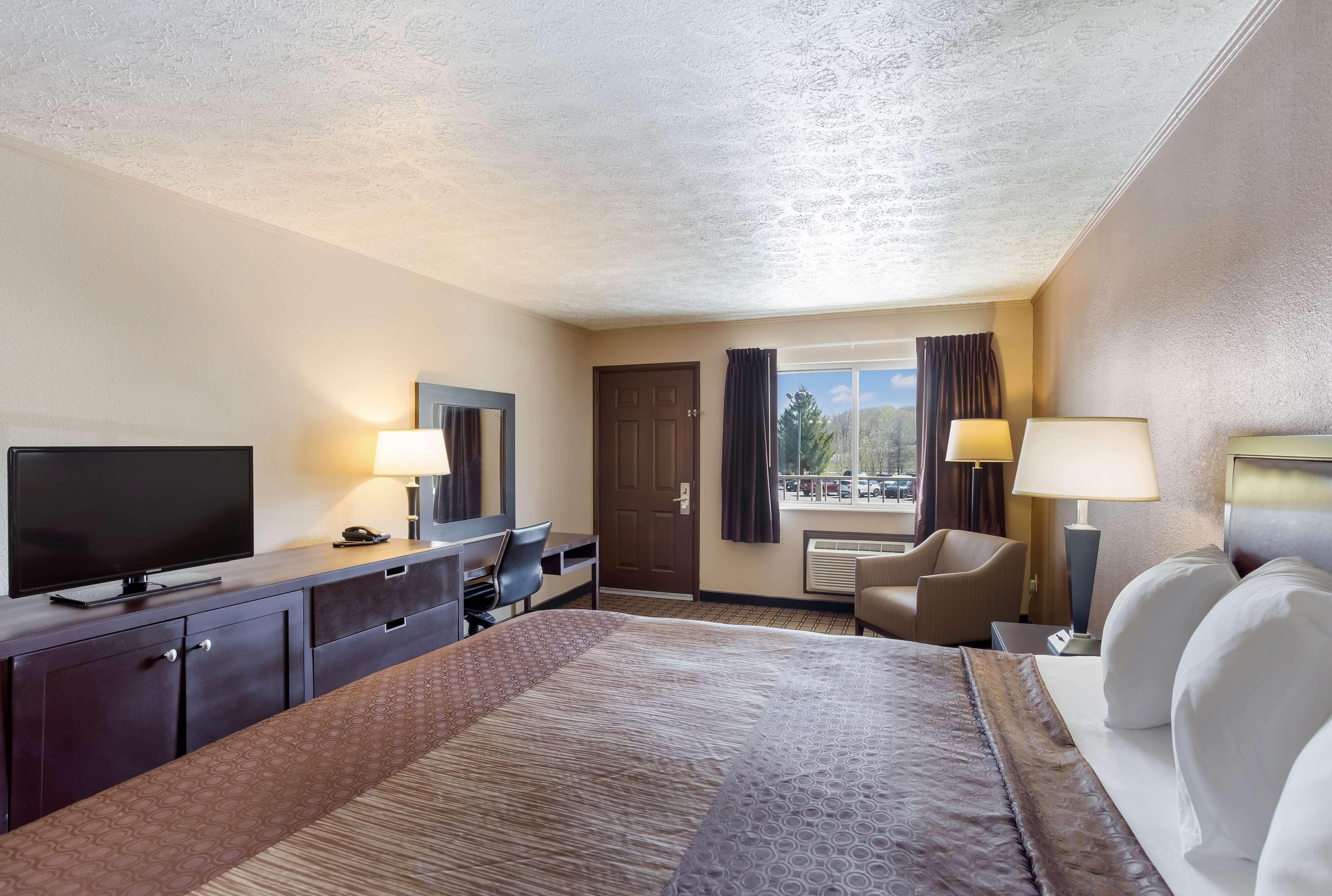 Surestay Hotel By Best Western Summersville Esterno foto