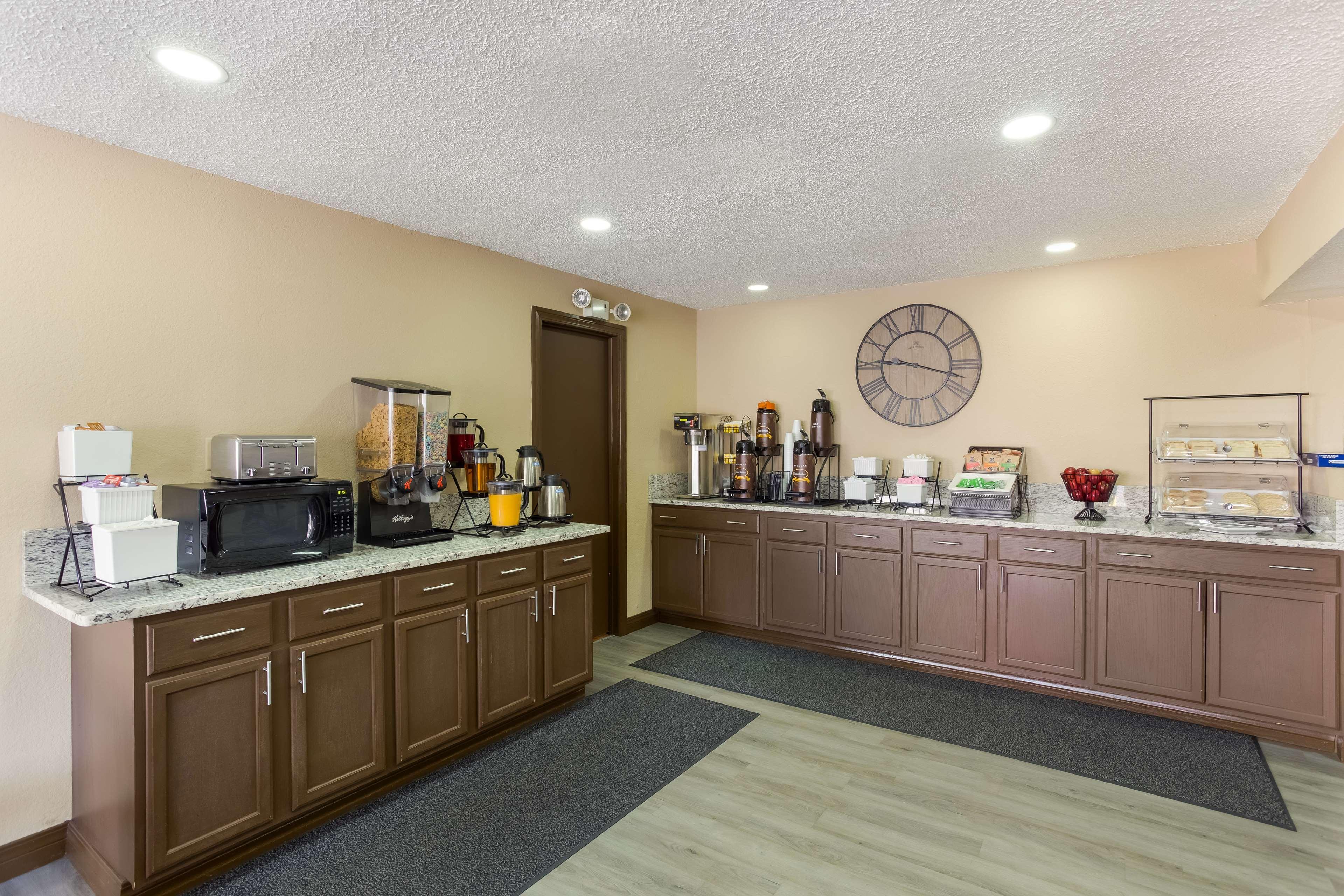 Surestay Hotel By Best Western Summersville Esterno foto